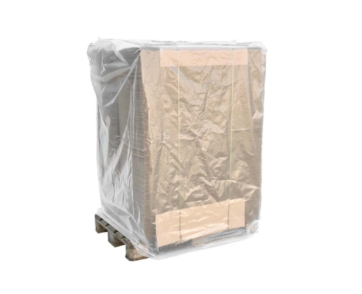 Abbildung zeigt eine Palette mit verpackter ware. Darüber eine transparente Seitenfaltenschrumpfhauben für den Warenschutz.